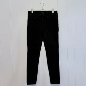 Levi’s 720 High Rise Super Skinny Black Jeans Size 28